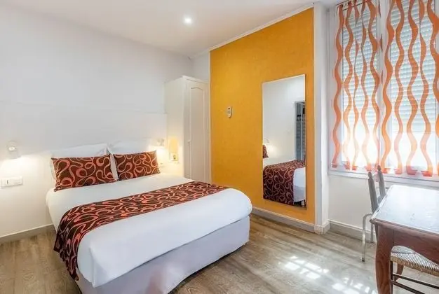 Tek Büyük Yataklı Oda