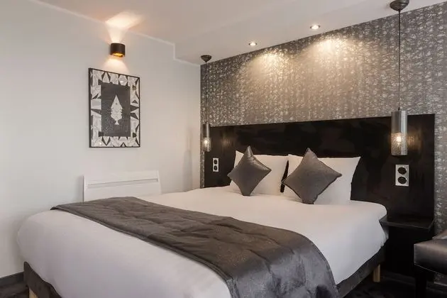 Tek Büyük Yataklı Oda (Elégance)