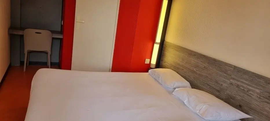 Standard Oda, 1 Çift Kişilik Yatak