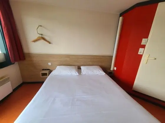 Standard Oda, 1 Çift Kişilik Yatak