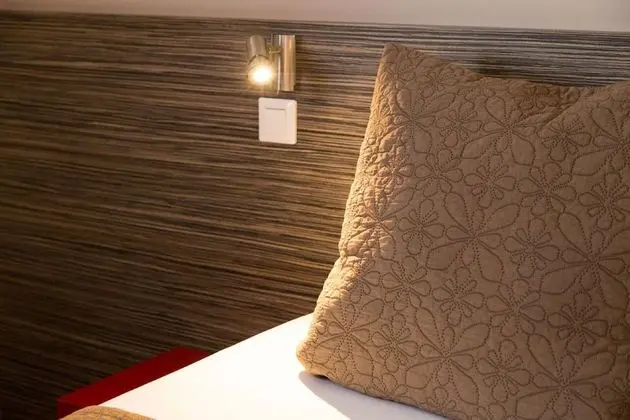 Comfort Oda, 1 Büyük (Queen) Boy Yatak, Sigara İçilmez