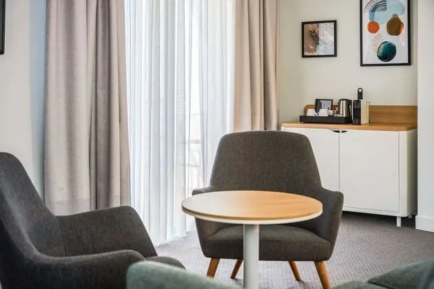 Süit, 1 En Büyük (King) Boy Yatak, Balkon, Havuz Manzaralı