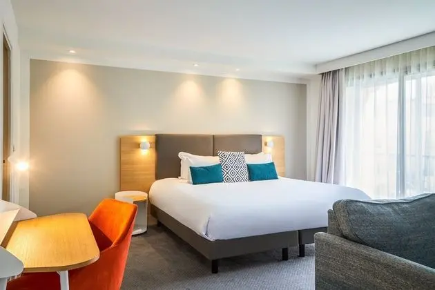 Süit, 1 En Büyük (King) Boy Yatak, Balkon, Havuz Manzaralı