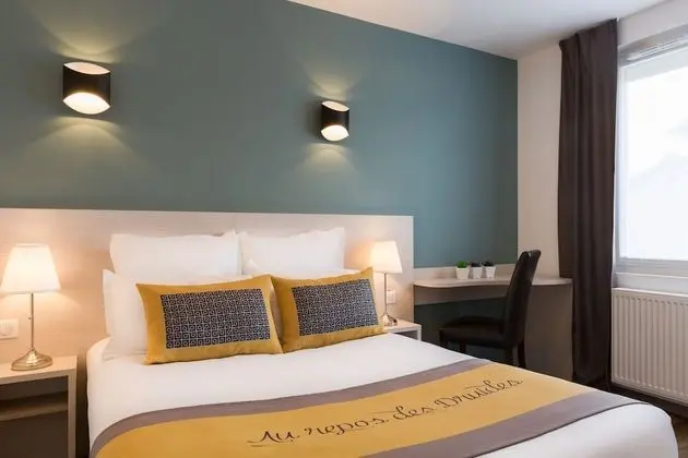 Standard Tek Büyük Yataklı Oda