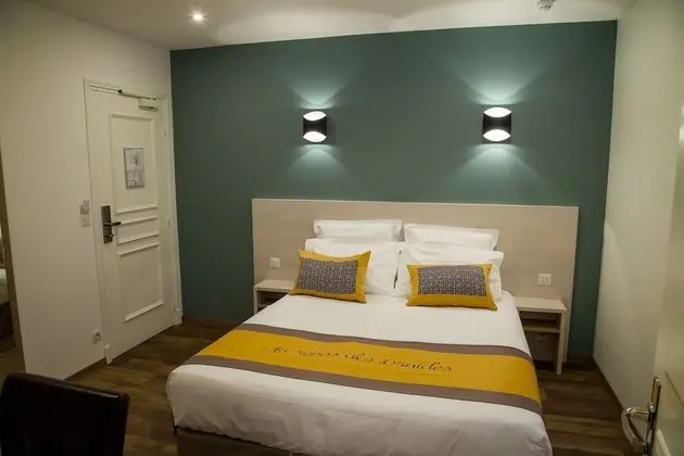 Standard Tek Büyük Yataklı Oda