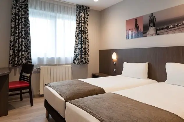 Tek Büyük veya İki Ayrı Yataklı Oda, Engellilere Uygun