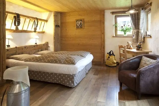 Tek Büyük veya İki Ayrı Yataklı Oda