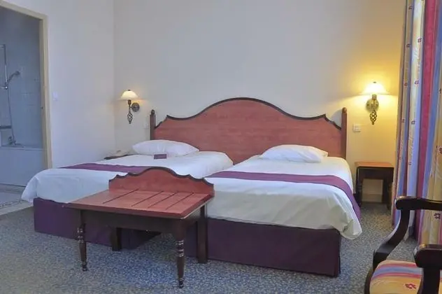 Deluxe Tek Büyük Yataklı Oda, Birden Çok Yatak