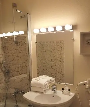Comfort Dört Kişilik Oda, Bağlantılı Odalar