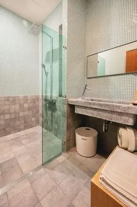 Standard Tek Büyük Yataklı Oda, Ortak Banyo