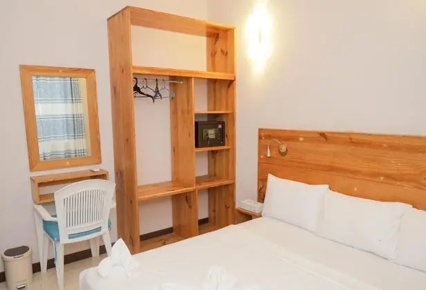 Deluxe Tek Büyük veya İki Ayrı Yataklı Oda