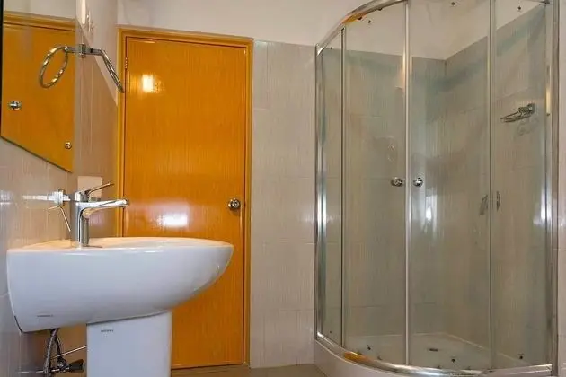 Deluxe Tek Büyük Yataklı Oda, 1 Çift Kişilik Yatak, Sigara İçilmez, Dağ Manzaralı