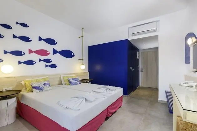 Standard Tek Büyük veya İki Ayrı Yataklı Oda, Balkon