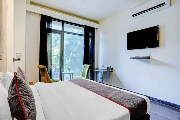 Deluxe Tek Büyük veya İki Ayrı Yataklı Oda, Balkon, Şehir Manzaralı