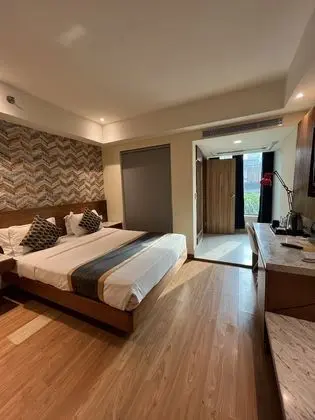 Deluxe Oda, 1 Çift Kişilik Yatak, Sigara İçilmez, Şehir Manzaralı