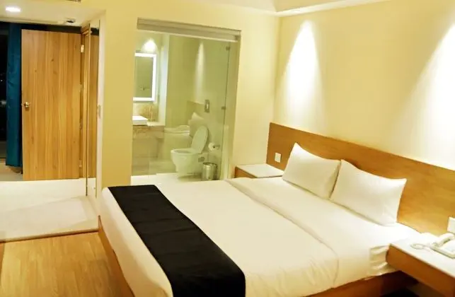 Deluxe Oda, 1 Çift Kişilik Yatak, Sigara İçilmez, Şehir Manzaralı