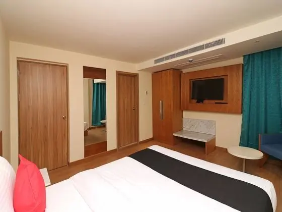 Oda, 1 Büyük (Queen) Boy Yatak, Sigara İçilmez, Şehir Manzaralı