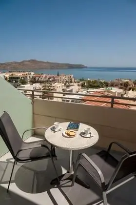 Apart Daire, 2 Yatak Odası, Koy Manzaralı