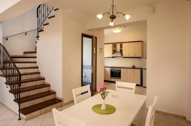 Deluxe Twin Maisonette
