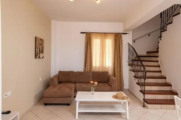 Deluxe Twin Maisonette