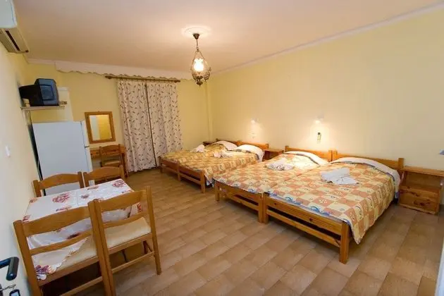 Stüdyo (for 4)