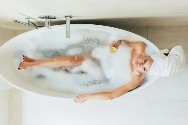 Tek Büyük Yataklı Oda, Dağ Manzaralı