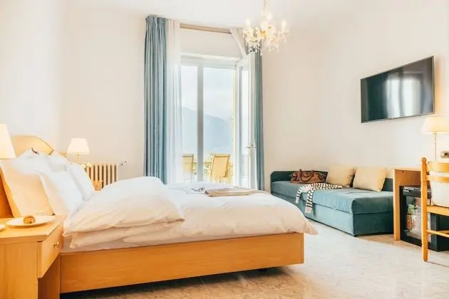 Tek Büyük Yataklı Oda, Göl Manzaralı