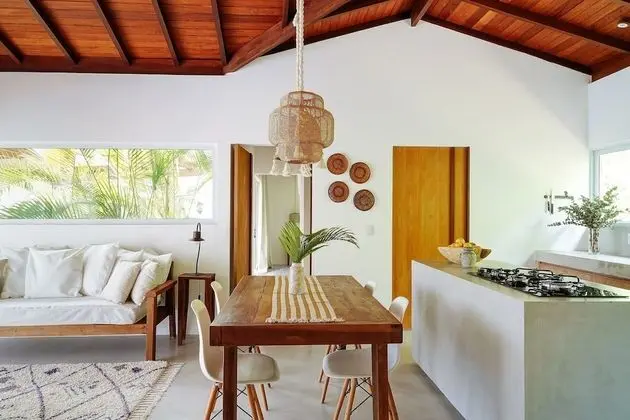 CASA DO ENCANTO - COM PISCINA PRIVATIVA E CHURRASQUEIRA