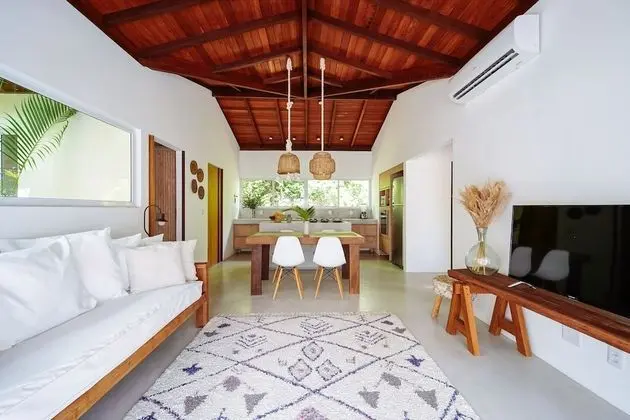 CASA DO ENCANTO - COM PISCINA PRIVATIVA E CHURRASQUEIRA