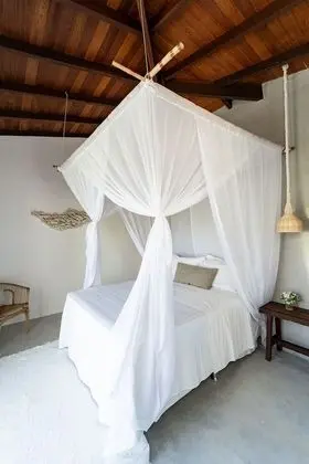 CASA MAINHA - COM PISCINA PRIVATIVA