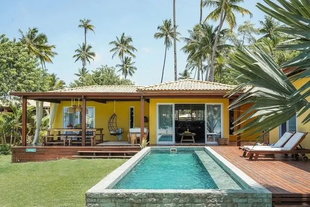 CASA MAINHA - COM PISCINA PRIVATIVA