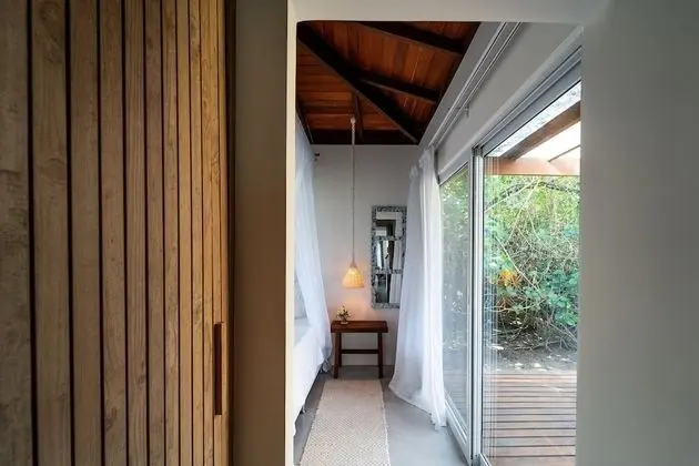 CASA MAINHA - COM PISCINA PRIVATIVA