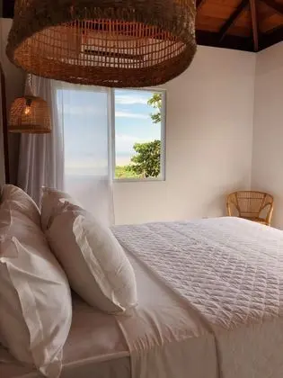 CASA MAINHA - COM PISCINA PRIVATIVA