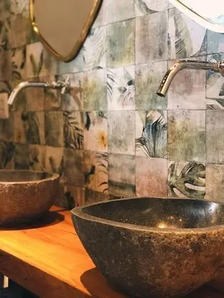 CASA MAINHA - COM PISCINA PRIVATIVA