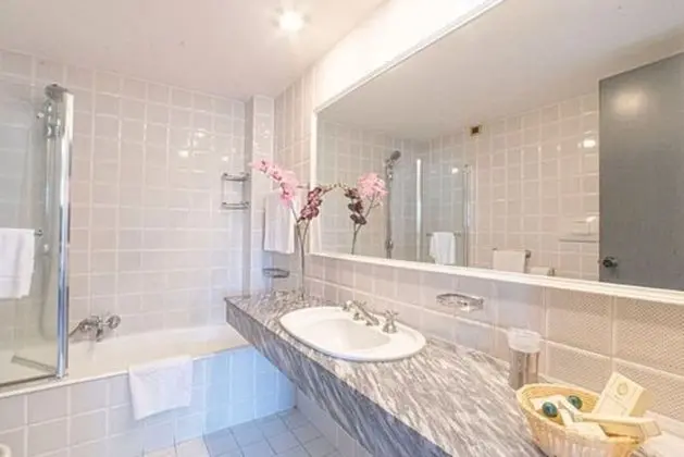 Panoramic Tek Büyük veya İki Ayrı Yataklı Oda, Deniz Manzaralı