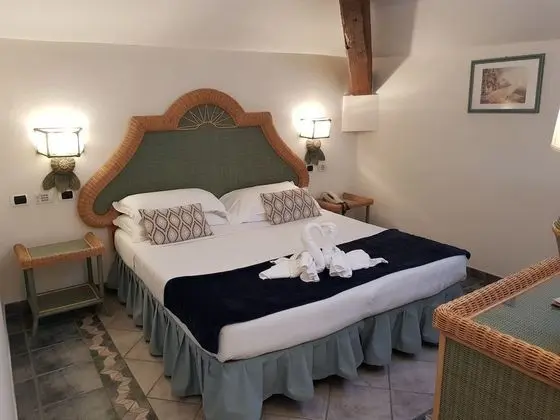 Economy Tek Büyük Yataklı Oda, Ek Bina (Stair Access Only)