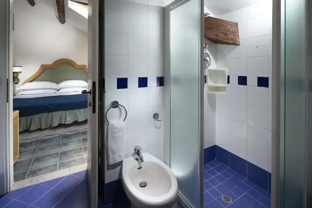 Economy Tek Büyük Yataklı Oda, Ek Bina (Stair Access Only)