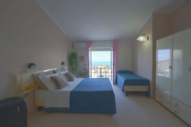 Standard Tek Büyük veya İki Ayrı Yataklı Oda, Balkon, Deniz Manzaralı