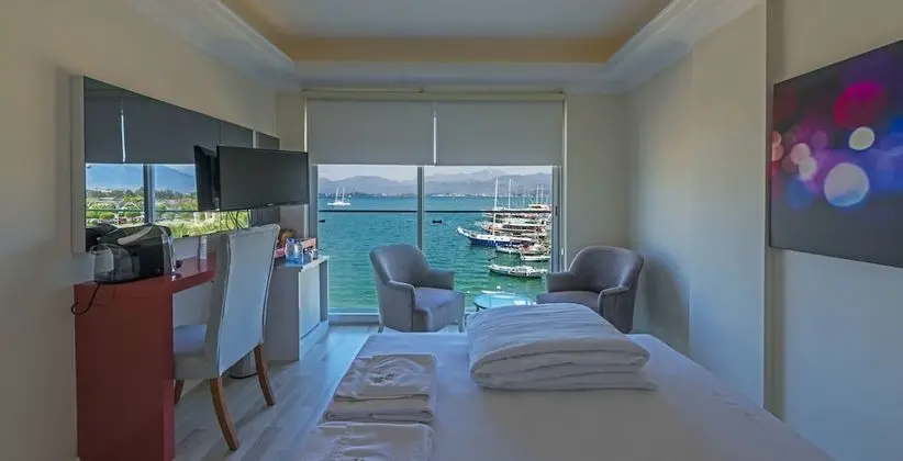 Large Sea View Room