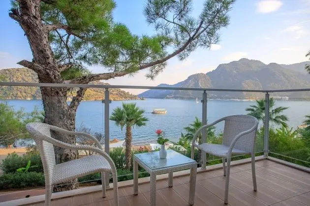 Standart Deniz Manzaralı Oda