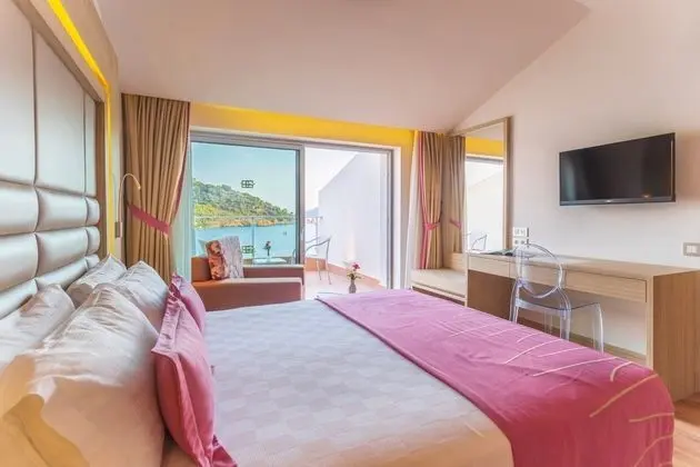 Standart Deniz Manzaralı Oda