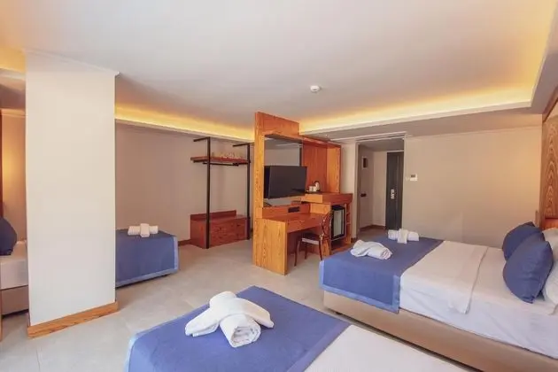 https://images.etstur.com/files/images/hotelImages/TR/212525/l/Orka-World-Hotel---Aqua-Park-Oda-334644.jpg
