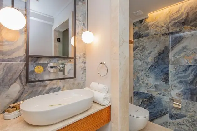 https://images.etstur.com/imgproxy/resize/2560x1440/files/images/hotelImages/etsrooms/628/Orka_World_Hotel___Aqua_Park_20260122161937_1.jpg