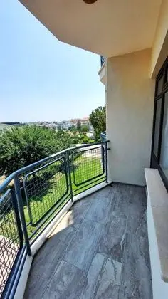Twin, Deniz veya Kara Manzaralı, Balkonlu