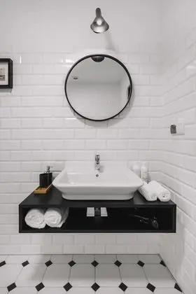 Deluxe Tek Büyük Yataklı Oda, 1 En Büyük (King) Boy Yatak, Sigara İçilmez, Özel Banyo