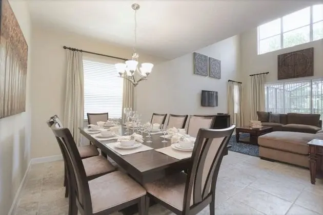 Deluxe Ev, 5 Yatak Odası, Kişiye Özel Havuzlu