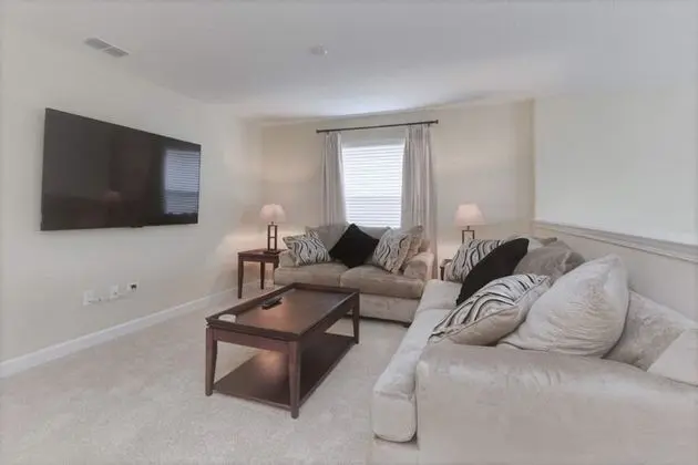 Deluxe Ev, 5 Yatak Odası, Kişiye Özel Havuzlu