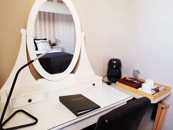 Comfort Tek Büyük Yataklı Oda, Sigara İçilmez, Bahçe Manzaralı