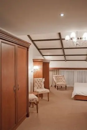 Superior Tek Büyük Yataklı Oda (Attic)