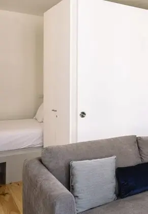 Apart Daire, 1 Çift Kişilik Yatak ve Çekyat